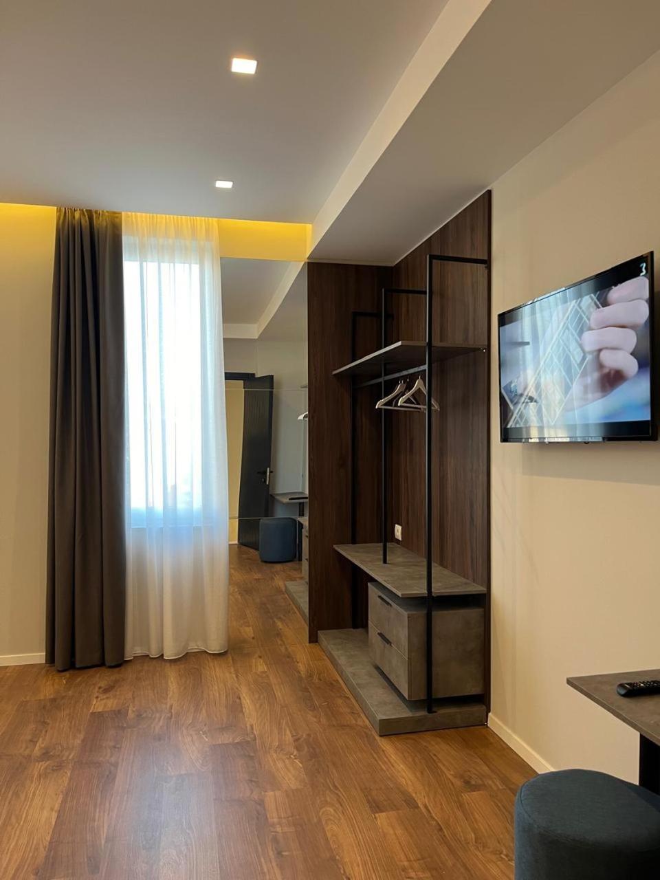 North Alb Hotel Shkodër Eksteriør bilde